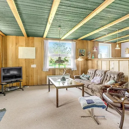 2 Bedroom Gorgeous In Hurup Thy Holiday home *