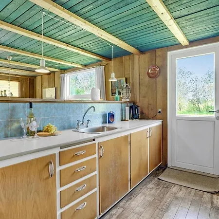2 Bedroom Gorgeous In Hurup Thy * Sindrup